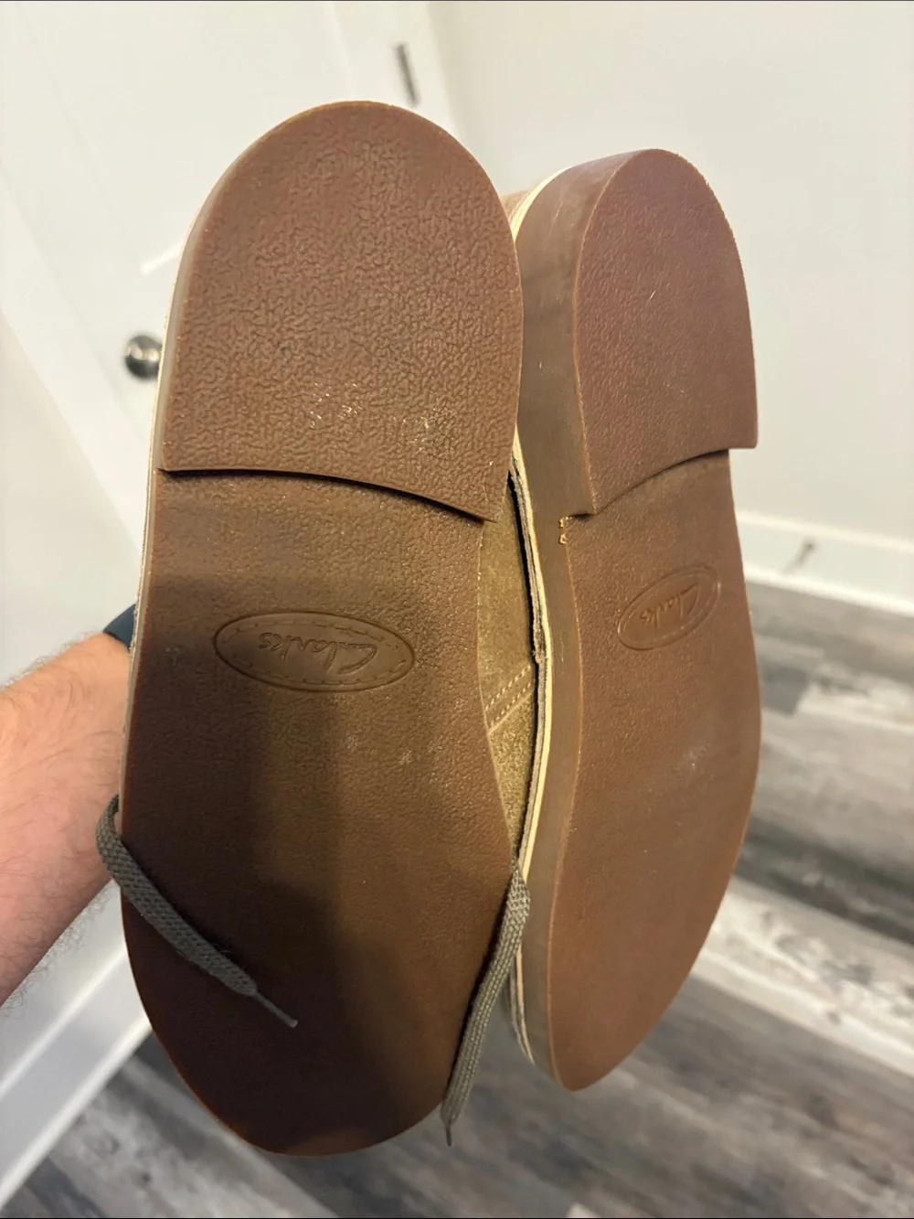 Clarks Men's Suede Chukka Boots in Tan